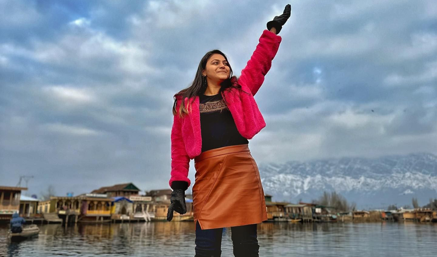 The image shared shows travel blogger Jyoti Malhotra in Srinagar on January 30, 2023. (Jyoti Malhotra/Facebook)