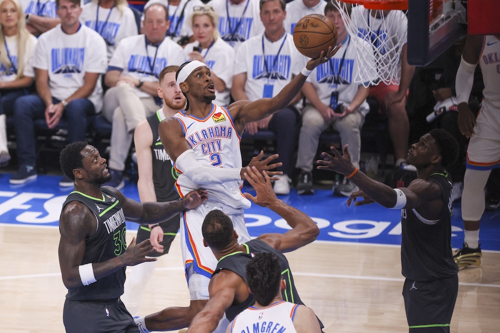 Shai Gilgeous-Alexander, Thunder rout Wolves in West opener