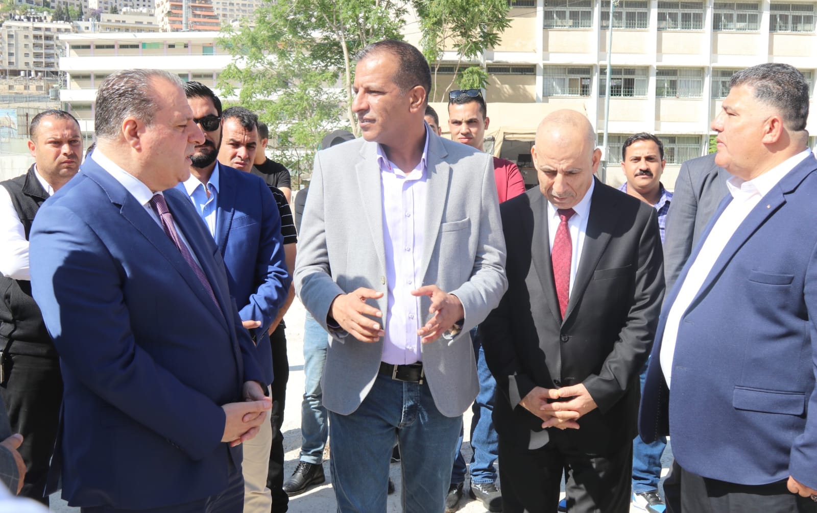 Jordanian Ambassador to Palestine Issam Al-Bdour, accompanied by Palestinian officials, during his visit to the Jordanian field hospital in Nablus. (Petra)