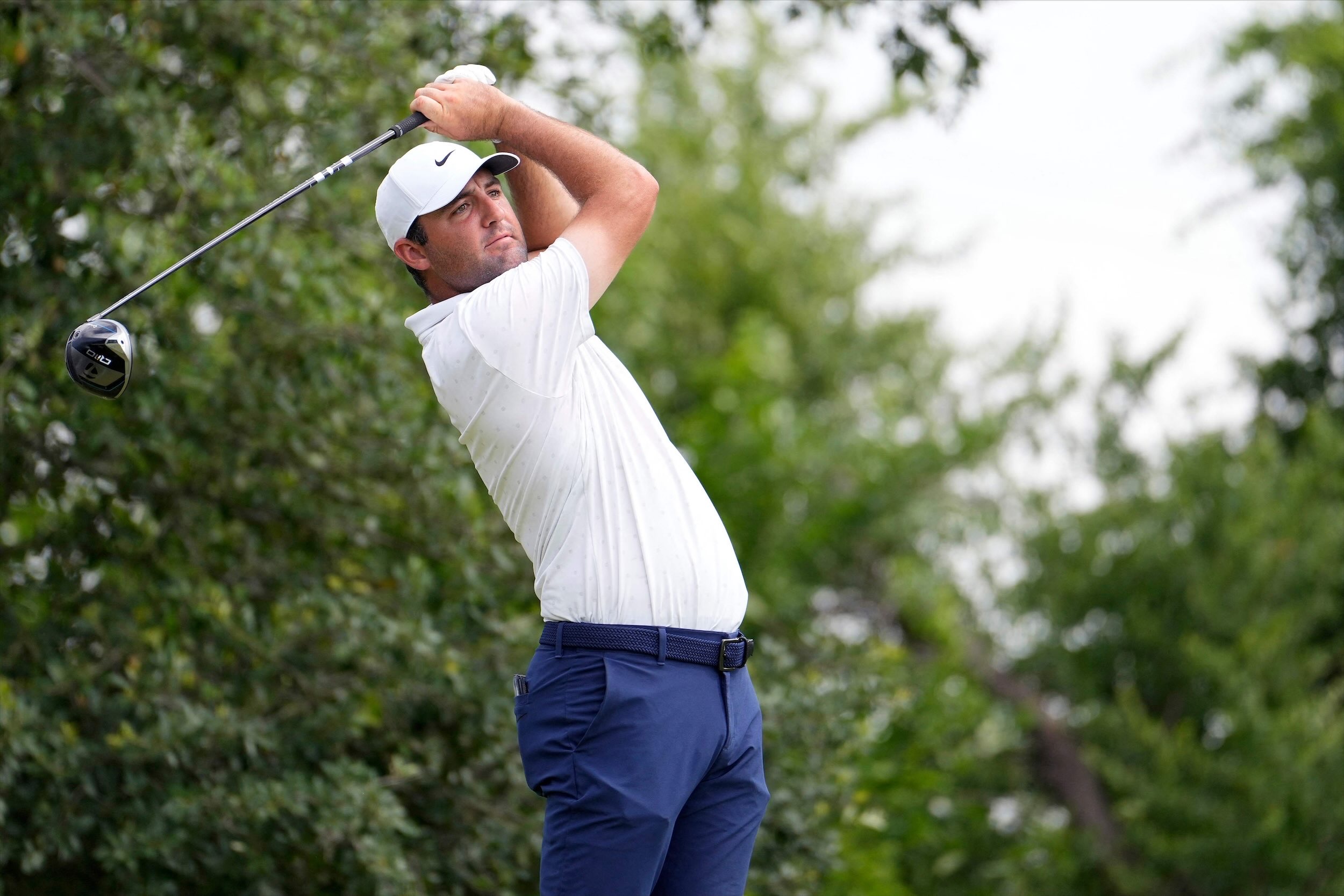 With another big round Sunday, Scheffler could become the first player since Dustin Johnson in 2017 to win in three starts in a row. (Getty Images/AFP)