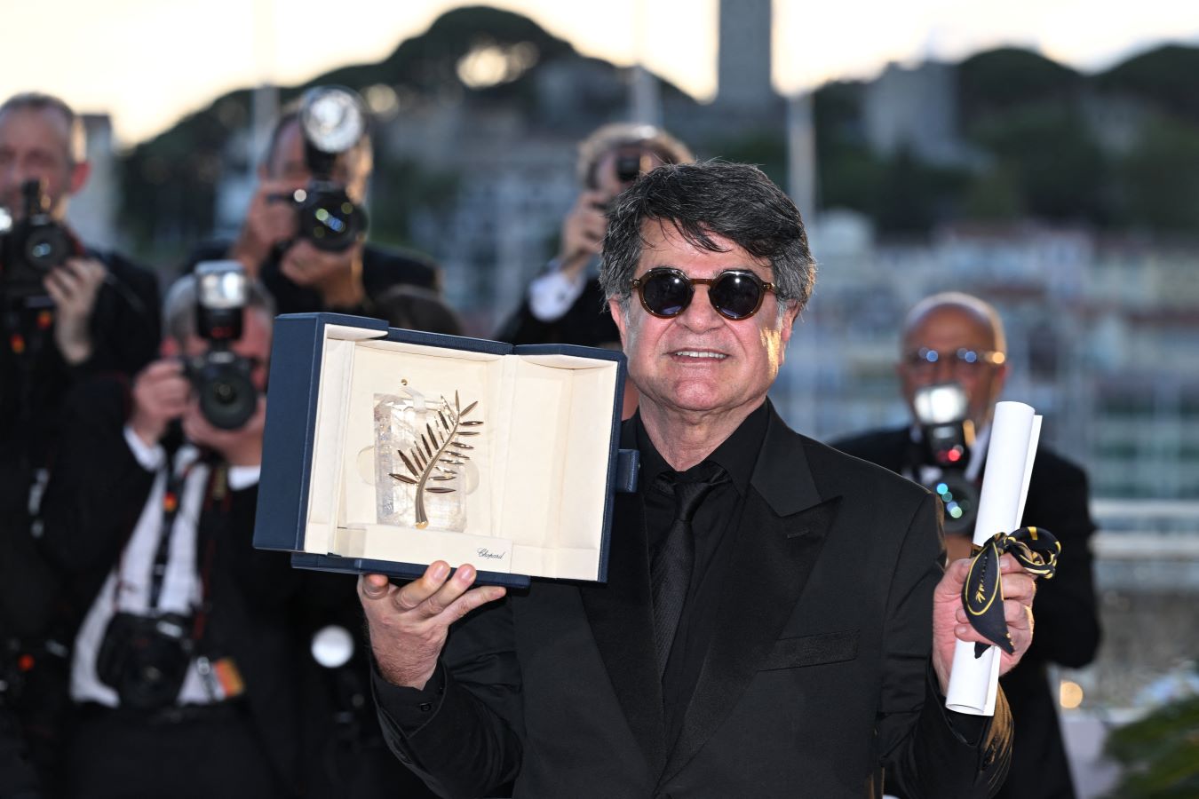 Iran’s Jafar Panahi Wins Palme d’Or at Cannes