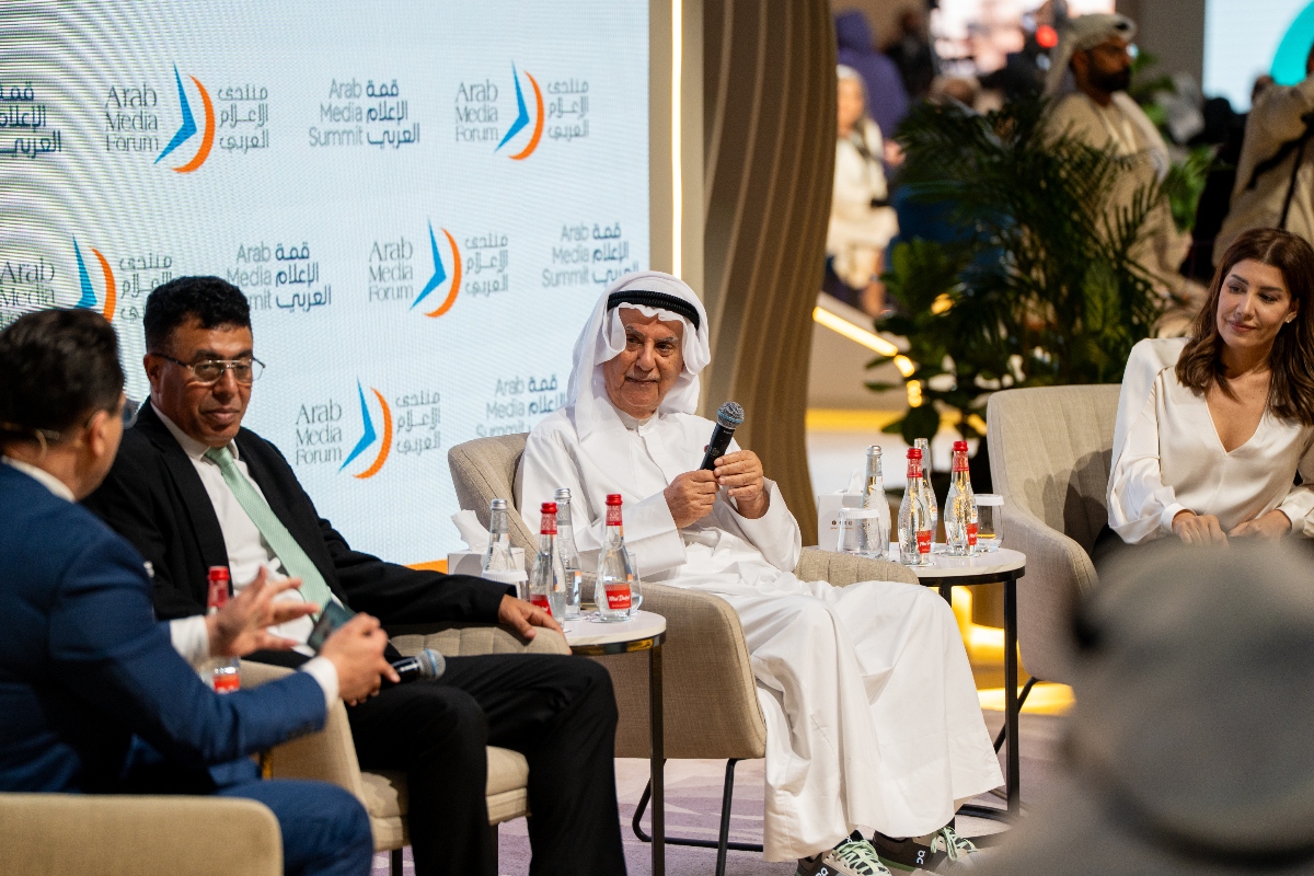 Arab journalists, lawmakers call for media reform at Dubai summit