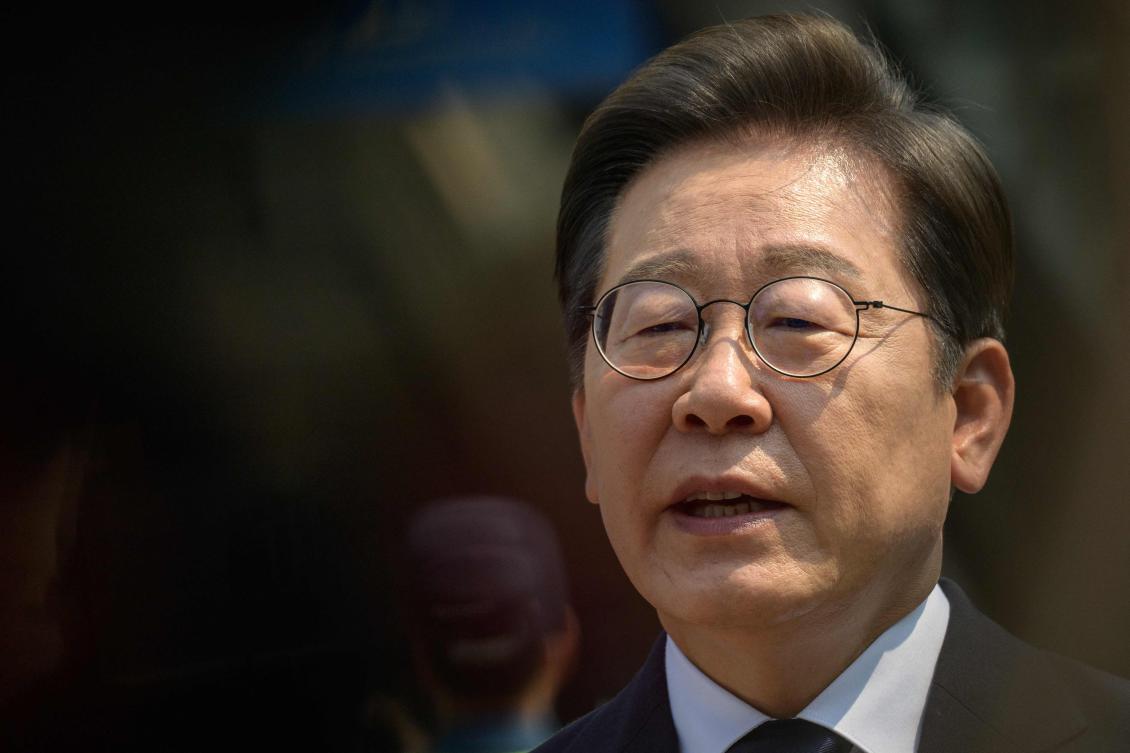 Lee Jae-myung, the presidential candidate for South Korea’s Democratic Party, urged South Koreans to come out to vote to end the political turmoil that has gripped the country since the ouster of Yoon Suk Yeol. (AFP)