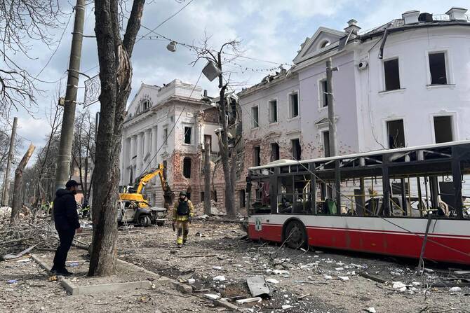 Ukraine ordered the evacuation of 11 more villages in its Sumy region bordering Russia on Saturday amid fears Moscow was gearing up for a fresh ground assault. (AFP/File)