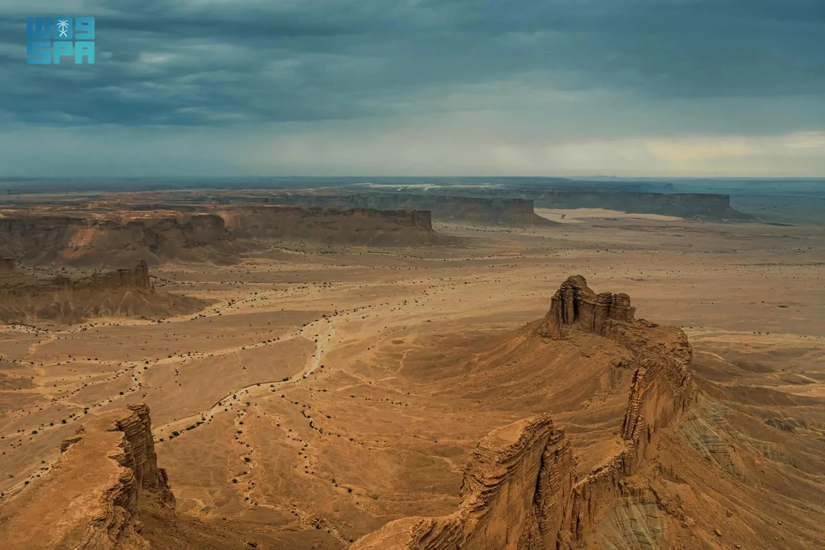 ‘Edge of the World’: Majestic landmark in Tuwaiq mountains