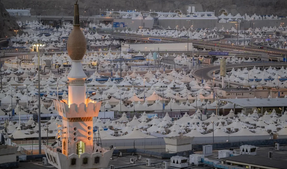 Makkah officials continue efforts to ensure the highest degrees of technical and regulatory readiness to provide the best possible experience during this year’s pilgrimage. (SPA/File)