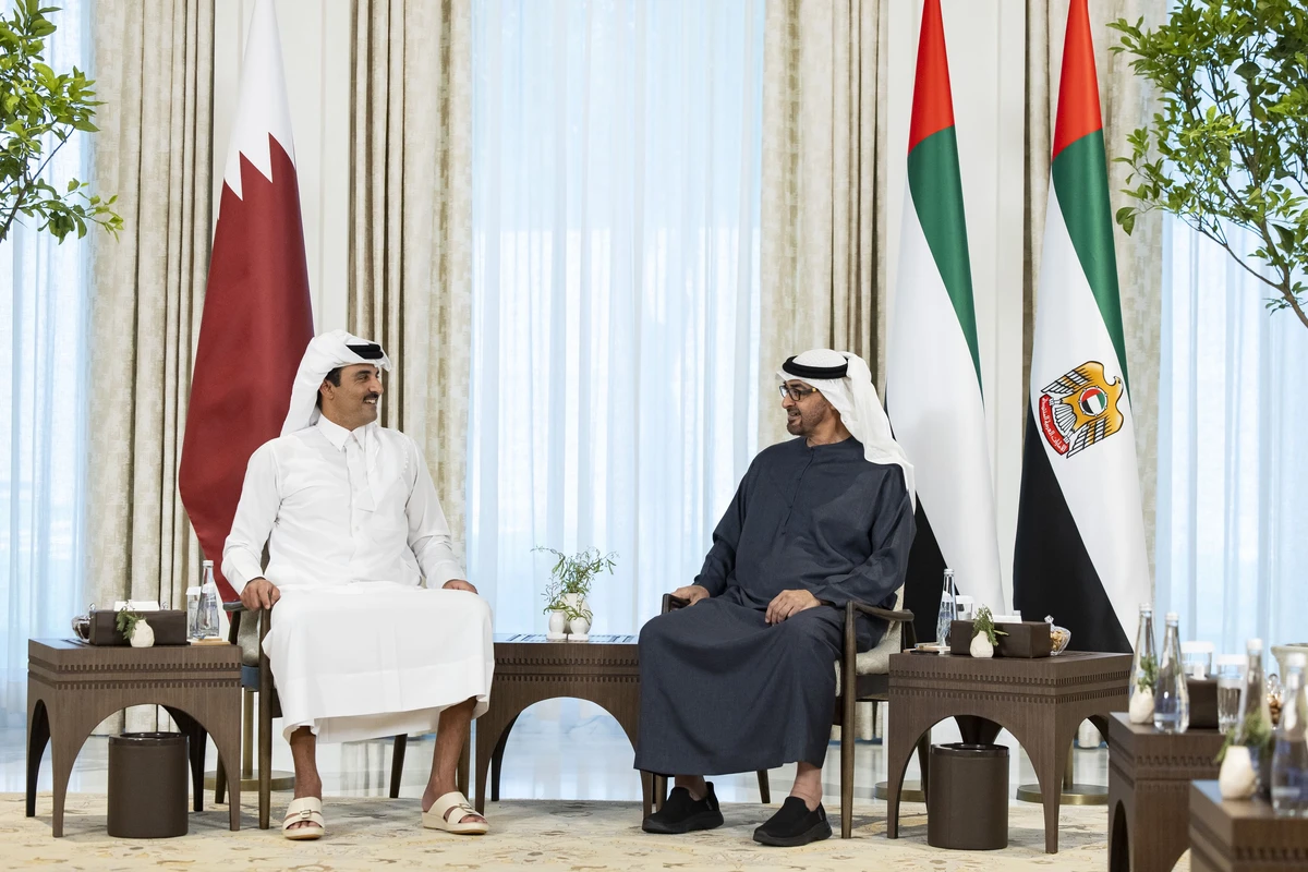 UAE president Sheikh Mohamed bin Zayed Al-Nahyan and Qatar emir Sheikh Tamim bin Hamad Al-Thani in Abu Dhabi. (WAM)