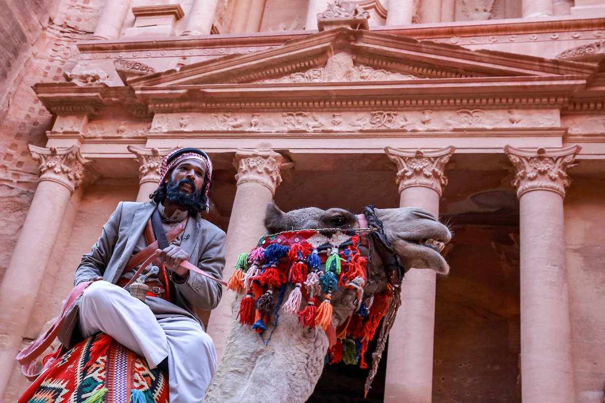 Jordan’s tourism sector, headlined by the historic site of Petra, has kicked off 2025 strongly, registering growth in both visitor numbers and revenue. (AFP/File Photo)