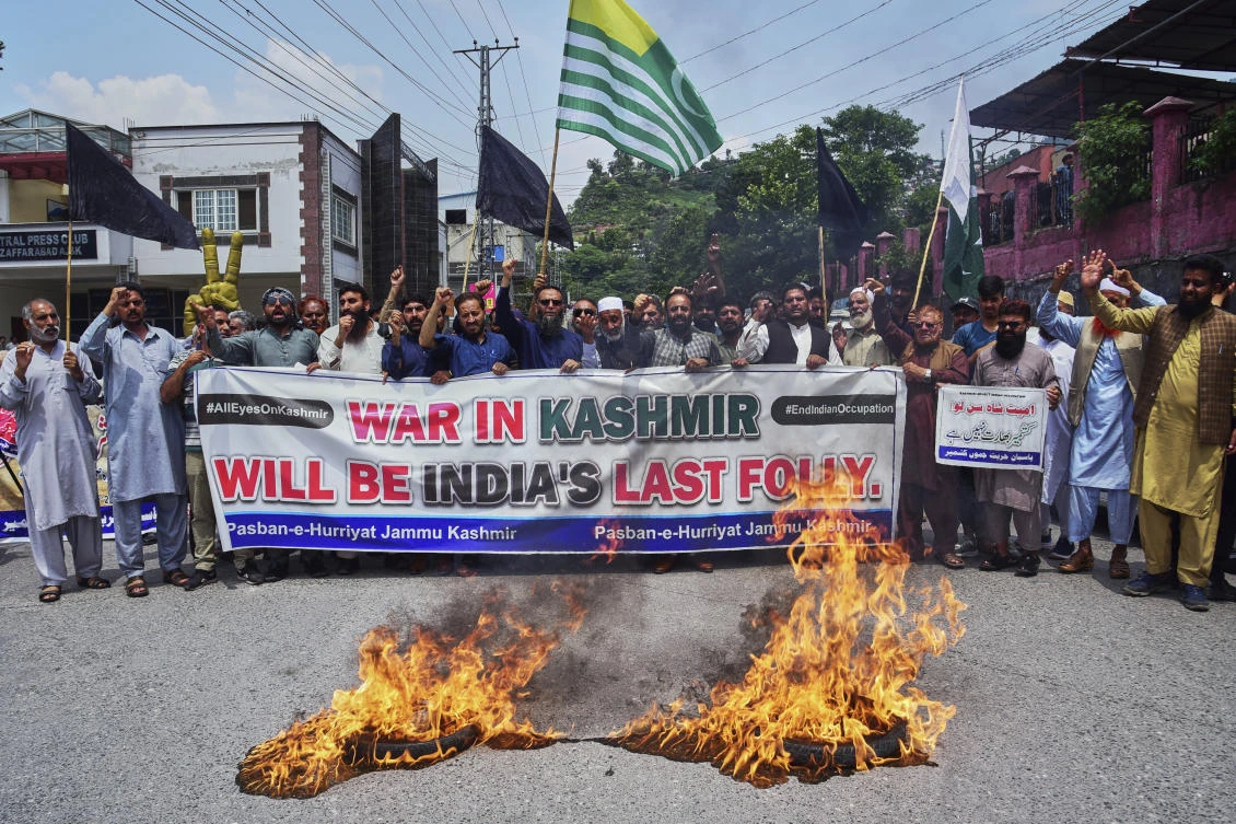 Pakistan conducts second missile test since renewed India standoff
