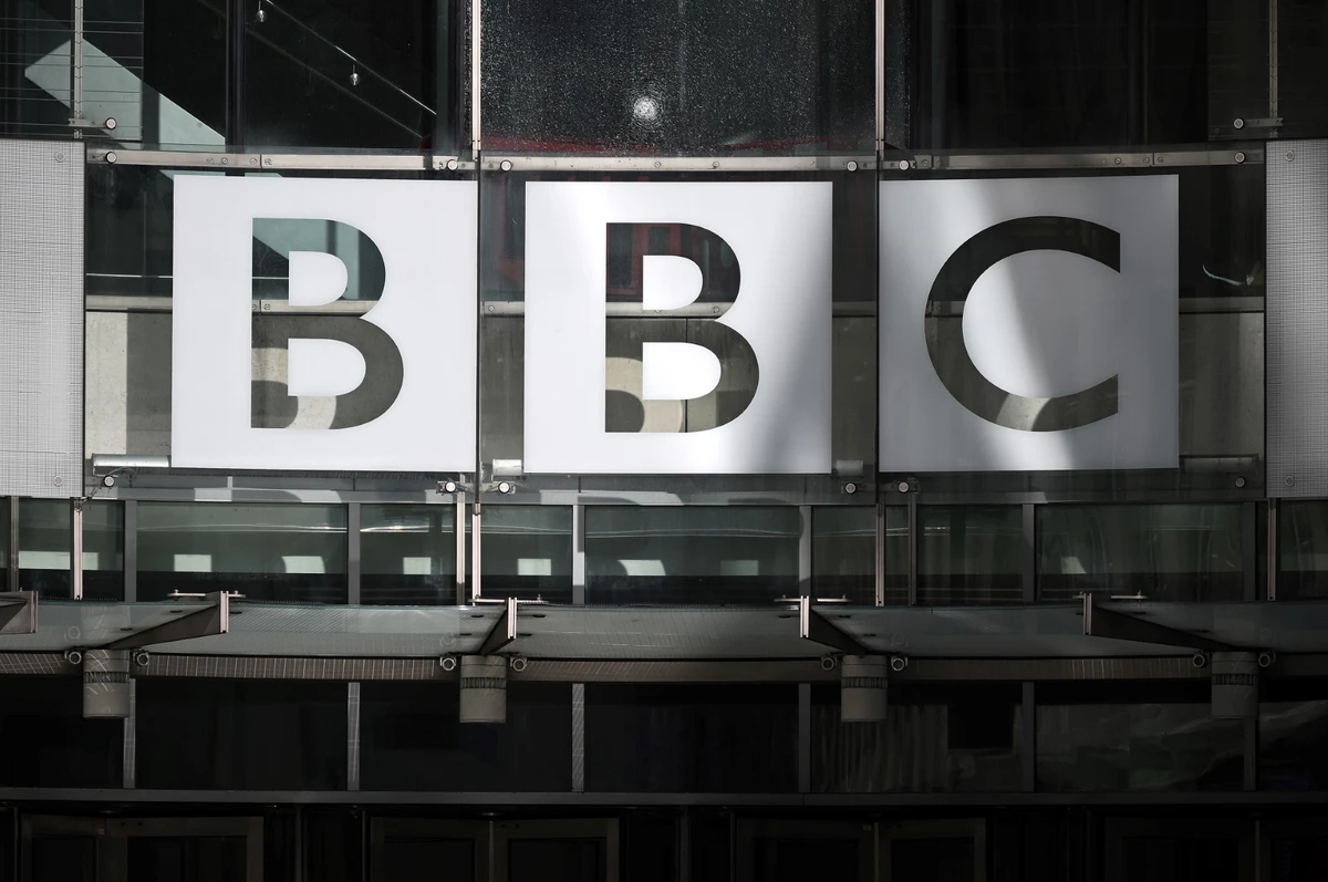 BBC to investigate Arabic service over allegations of antisemitism