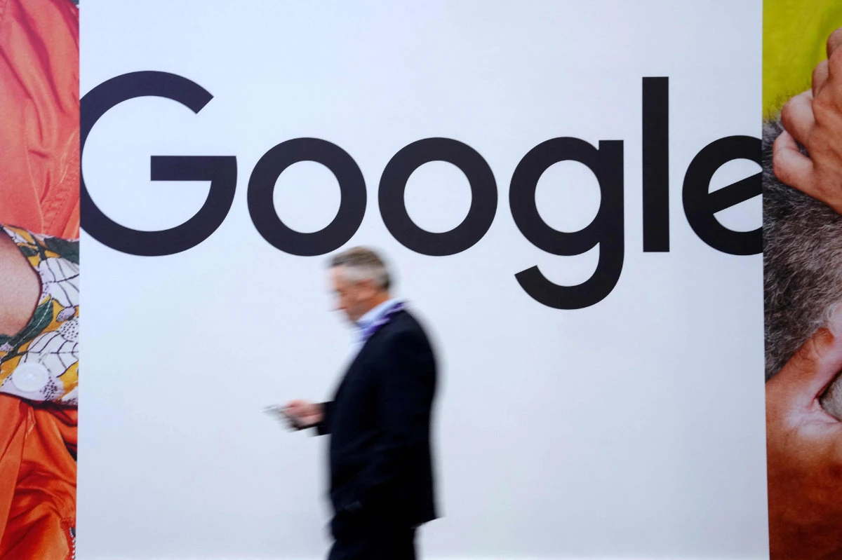 Shares in Google parent Alphabet plunged more than seven percent on May 7, 2025 after an Apple executive told a federal court that the search engine's traffic fell on Apple products (AFP)