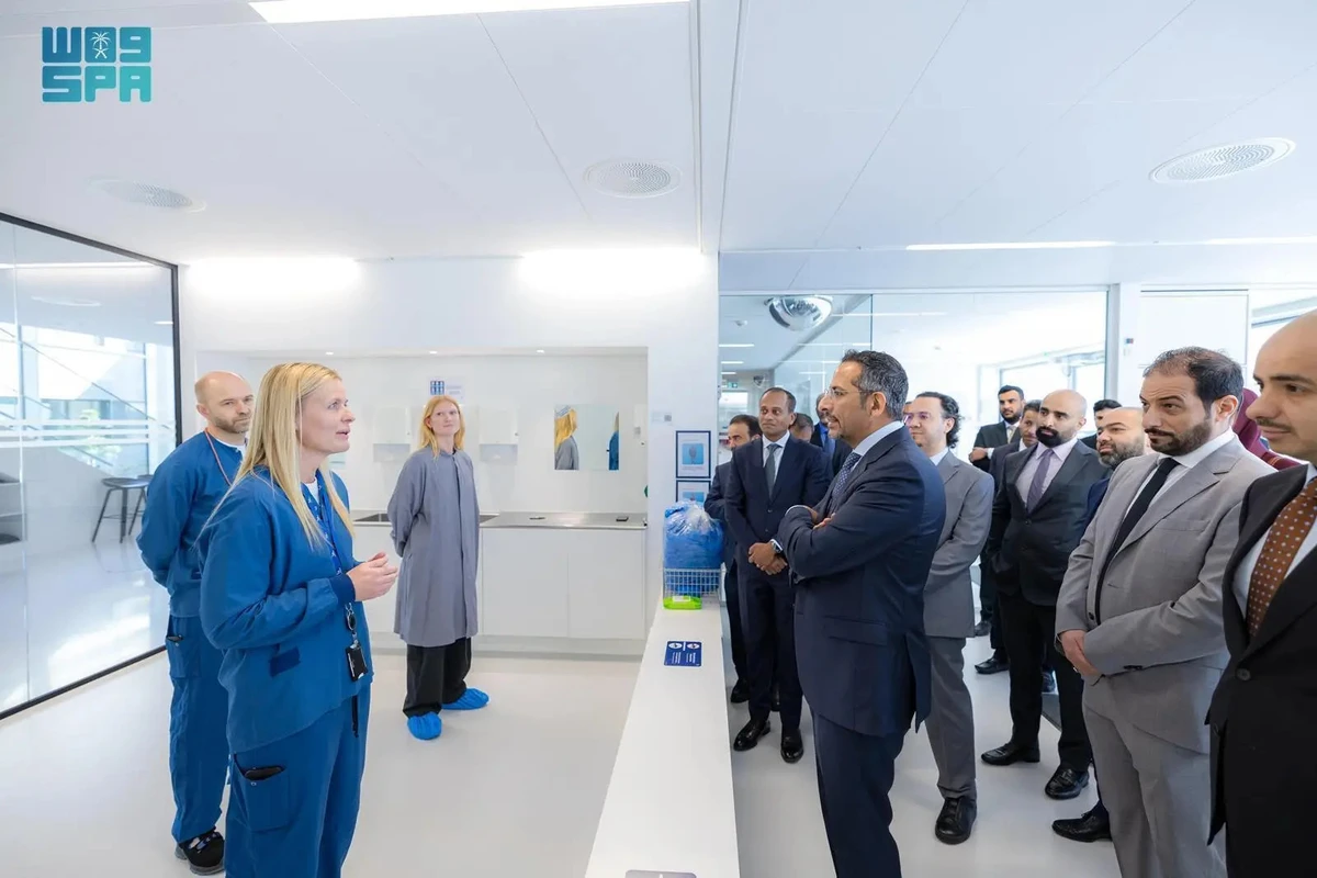Saudi industry minister Bandar Alkhorayef and his delegation attend a briefing during a tour at Denmark's Novo Nordisk, a global leader in diabetes care. (SPA photo)
