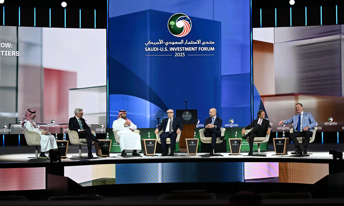 At Tuesday’s Saudi-US Investment Forum in Riyadh, a panel moderated by Arab News Editor-in-Chief Faisal J. Abbas (far left), discussed how giga-projects are reshaping the Kingdom’s global image. (AN Photo/Basheer Saleh)