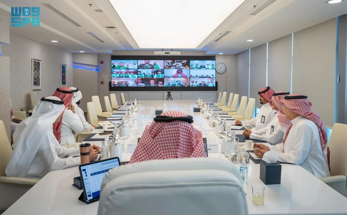 Al-Ghamdi assessed the readiness of technical personnel and the integration of services to facilitate pilgrims’ travel to the Kingdom for Hajj. (SPA)