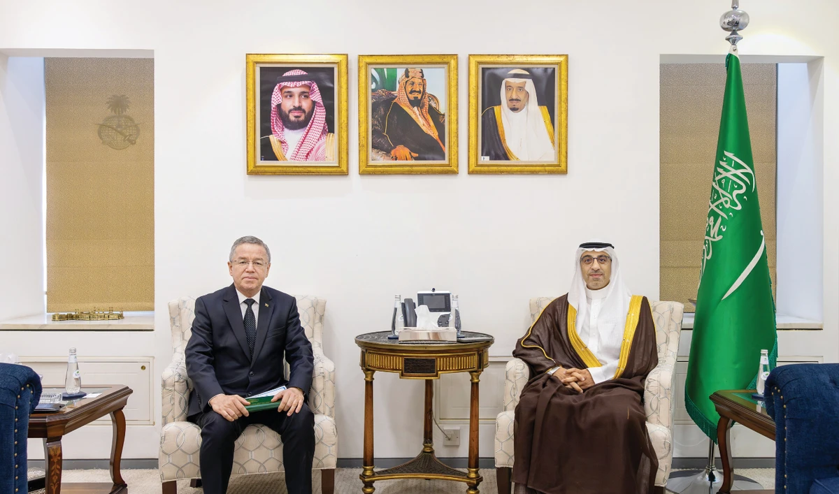 During the meeting, they reviewed economic issues of common interest, the foreign ministry said in a post on X on Monday. (MOFA)