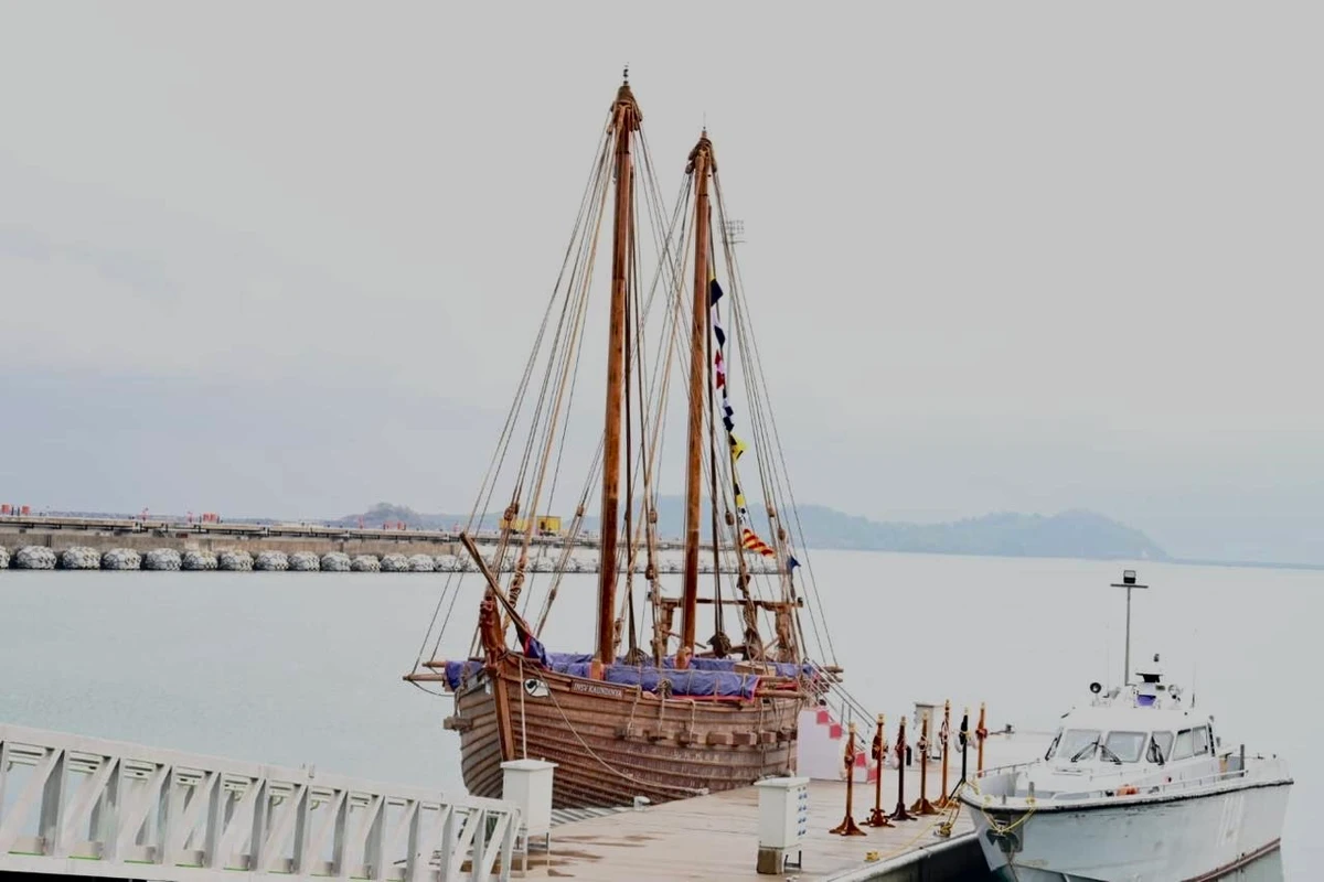 Indian Navy inducts first vessel built in ancient shipbuilding style