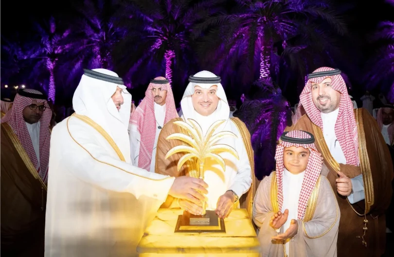 Governor of Al-Ahsa Prince Saud bin Talal bin Badr witnessed the signing of management and operation agreements with resort operators Dusit. (SPA)