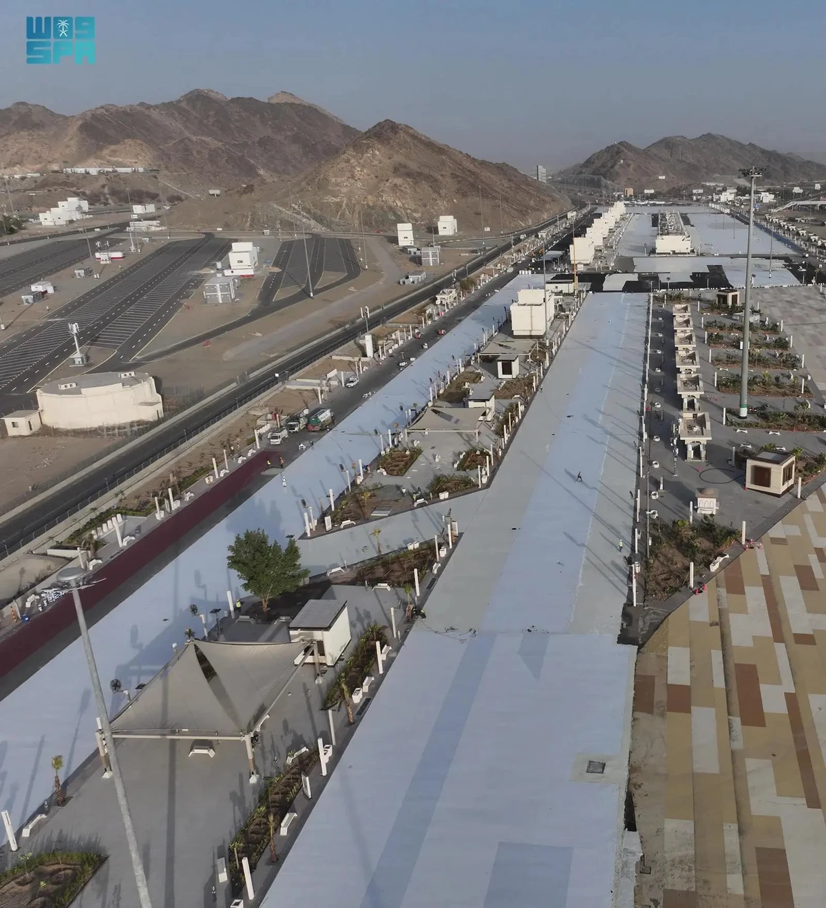Saudi authorities have announced the expansion of roads made of flexible rubber asphalt by 33 percent this year. (SPA)