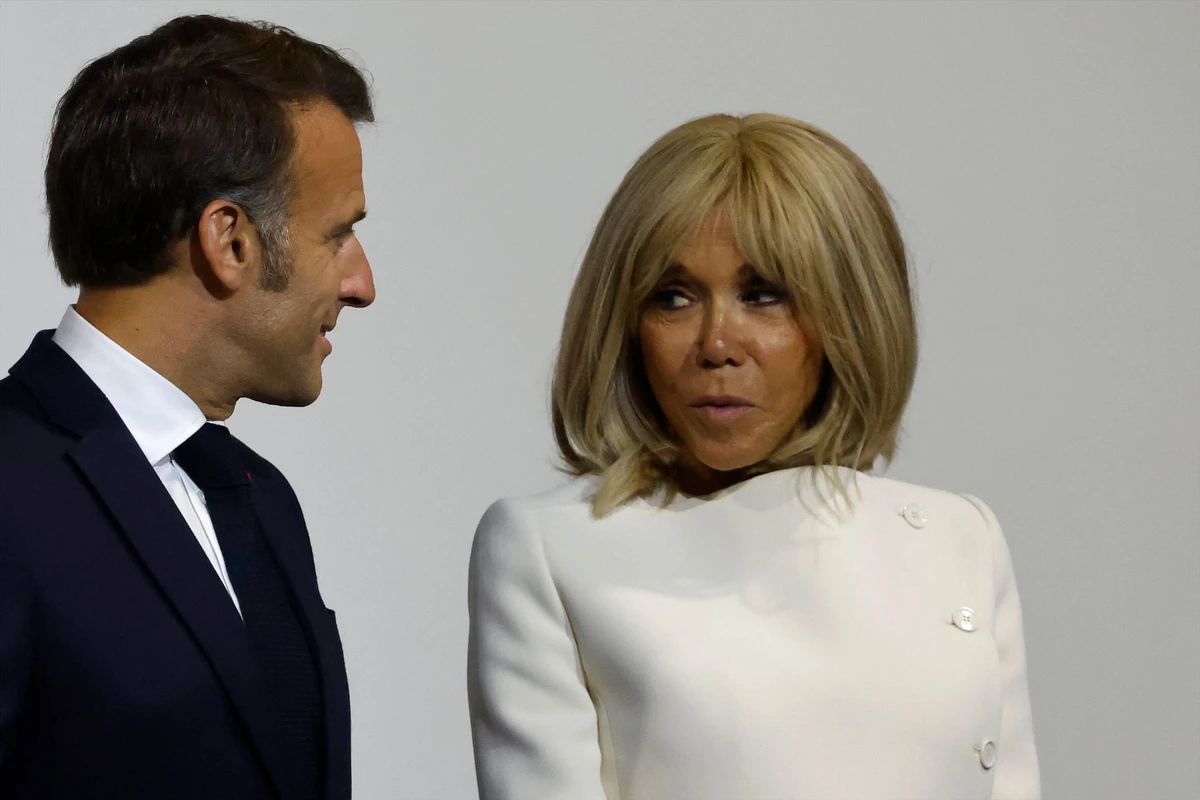 Trump says Macrons ‘are fine’ after plane row video
