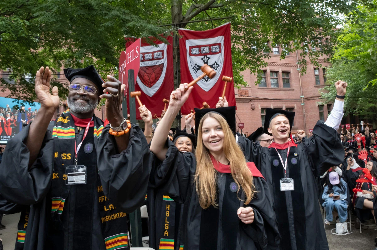 Chinese student struck a chord emphasizing humanity during Harvard commencement speech