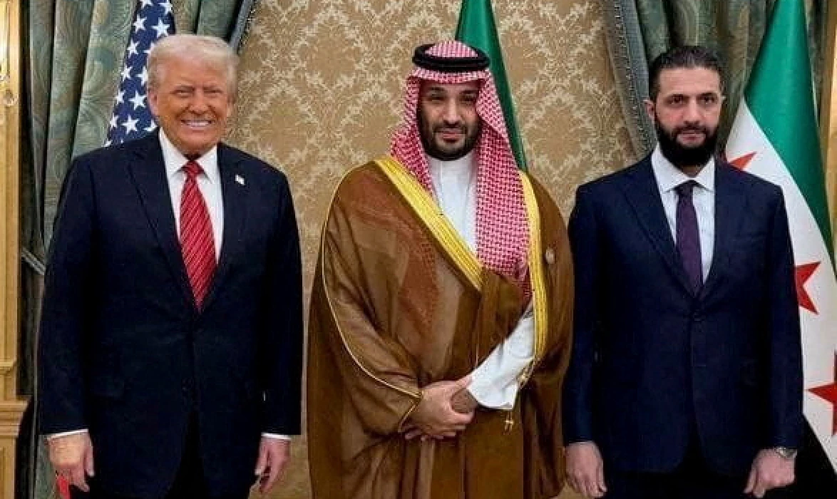 Trump lifted US sanctions imposed on the previous Syrian regime after talks with Crown Prince Mohammed bin Salman. (SPA)