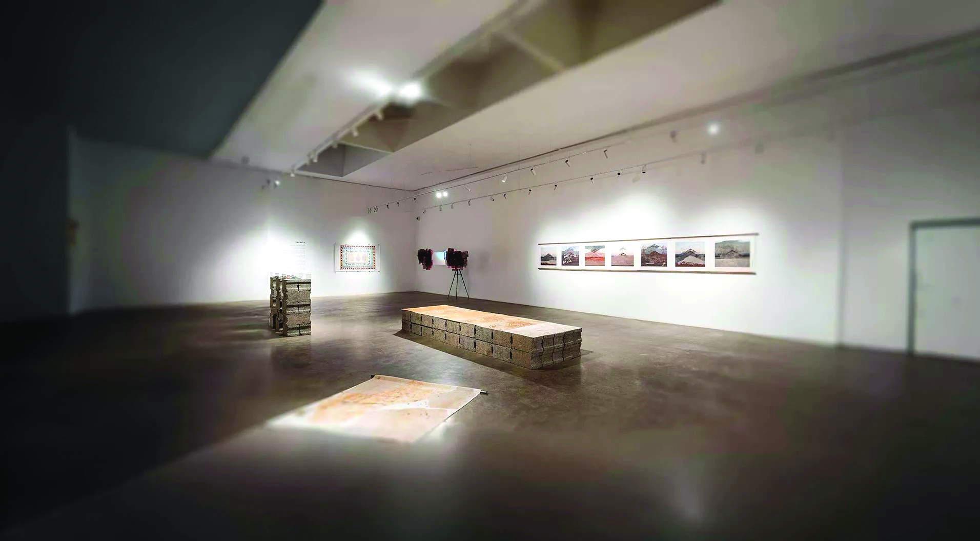 Athr exhibition