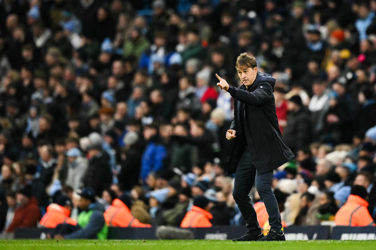 Spanish manager Julen Lopetegui reacts during the English Premier League football match between Manchester City and West Ham United at the Etihad Stadium in Manchester, north west England, on January 4, 2025. (AFP)