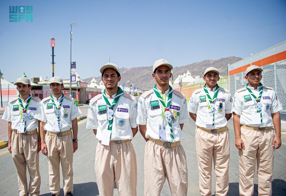 The six young scouts are of the Civil Development Association in Riyadh’s Al-Rabie neighborhood are united in their dedication to serving pilgrims. (SPA)