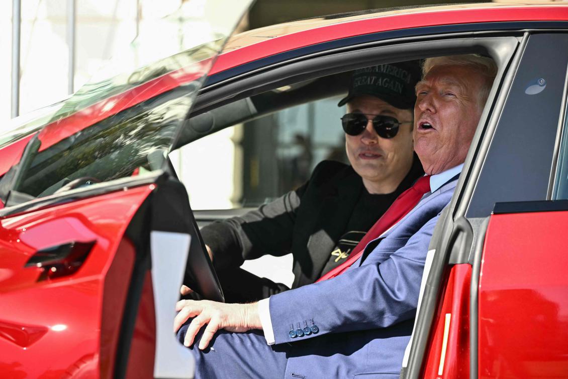 US President Donald Trump and Tesla CEO Elon Musk’s unlikely political marriage exploded in a fiery public divorce on Jun. 5, 2025. (AFP)