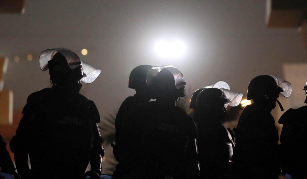 Iraqi police stand guard in Baghdad. (AFP file photo)