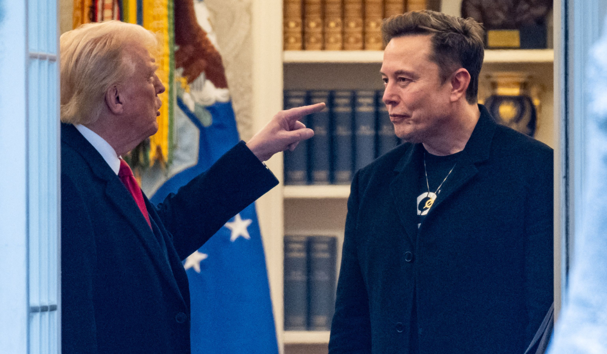 US President Donald Trump and Elon Musk (R) speak in the Oval Office before departing the White House in Washington, DC, on the way to Trump's residence at Mar-a-Lago in Palm Beach, Florida on March 14, 2025. (AFP)