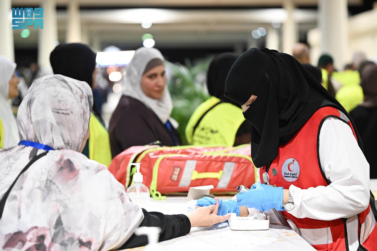 More than 5,000 healthcare volunteers are participating in this year’s Hajj season, the Ministry of Health said, as part of efforts to enhance the quality of services for pilgrims. (SPA)
