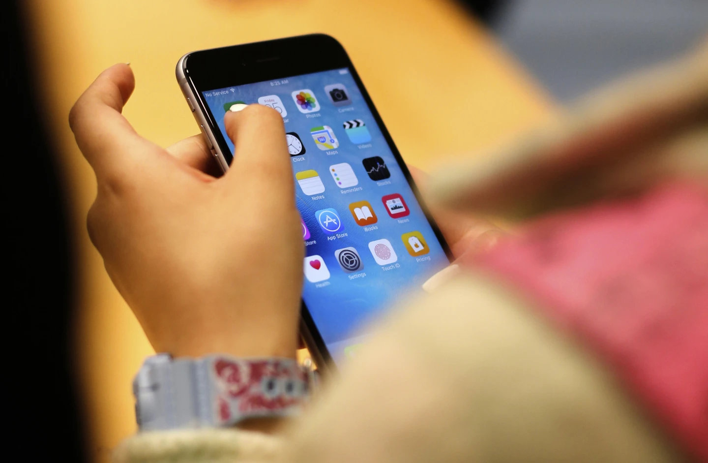 Chinese hackers and user lapses turn smartphones into a ‘mobile security crisis’