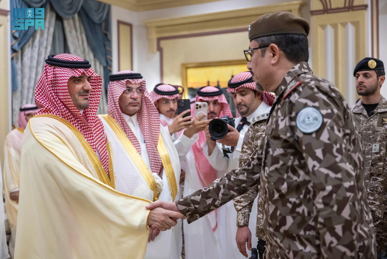 Saudi Interior Minister Prince Abdulaziz bin Saud bin Naif has praised the security and military sectors for their unity and dedication during this year’s Hajj. (SPA)