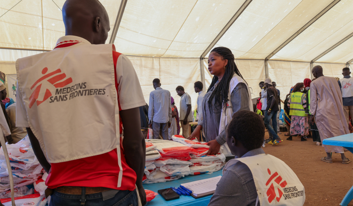 MSF teams during the distribution of mosquito nets in Renk, Upper Nile State. (Supplied)