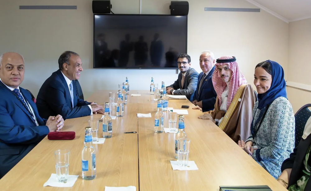 Saudi Minister of Foreign Affairs Prince Faisal bin Farhan held talks on Wednesday with his Egyptian counterpart, Badr Abdelatty, on the sidelines of the Oslo Forum 2025 in Norway. (SPA)