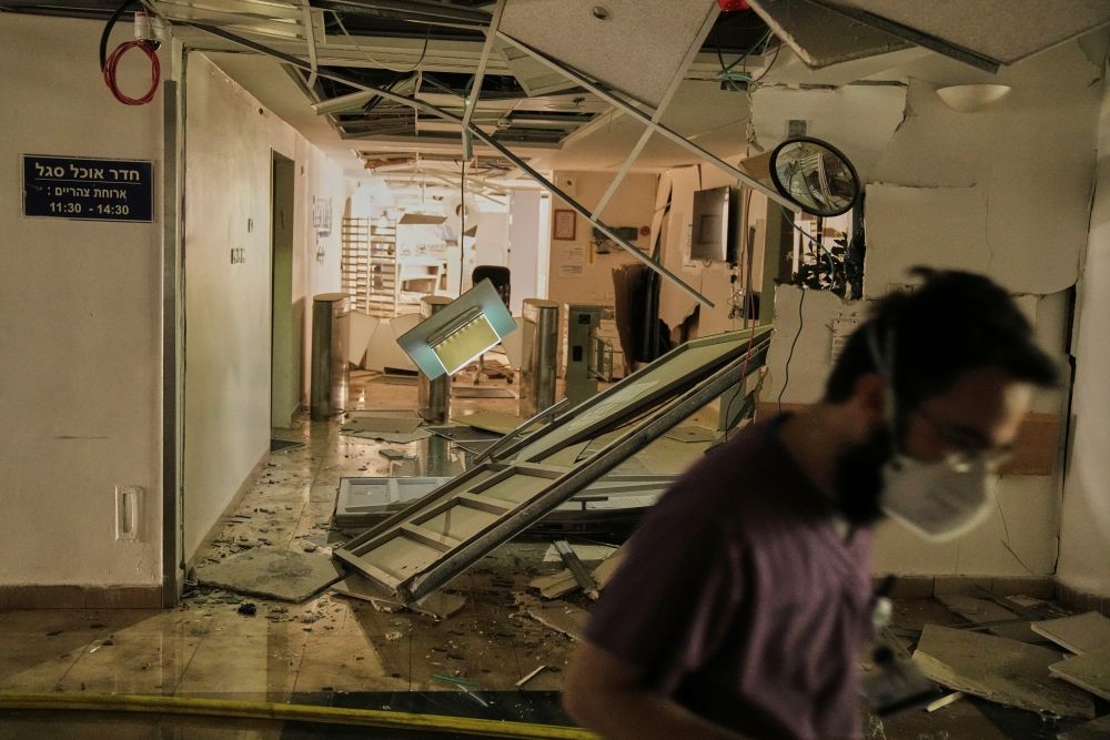 Israeli police prevent media from reporting at scene of Soroka hospital strike