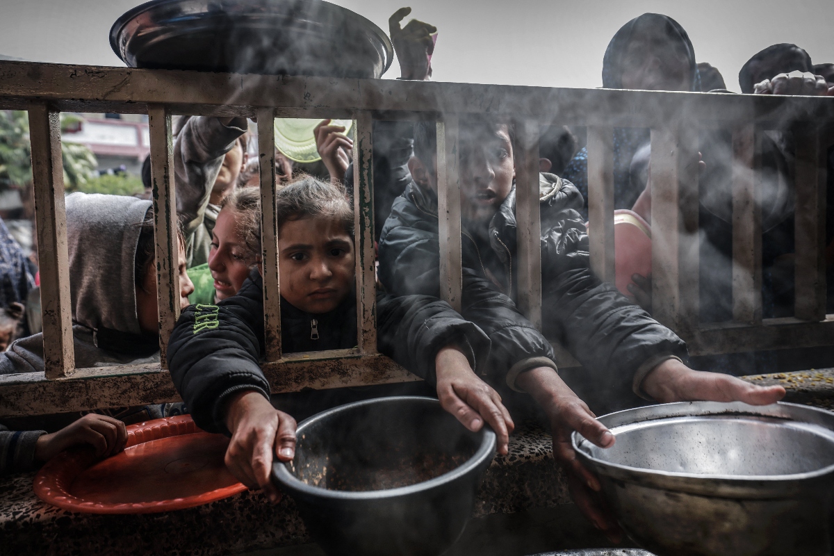 “Children will begin to die of thirst ... Just 40 percent of drinking water production facilities remain functional,” UNICEF spokesperson James Elder told reporters in Geneva. (AFP)