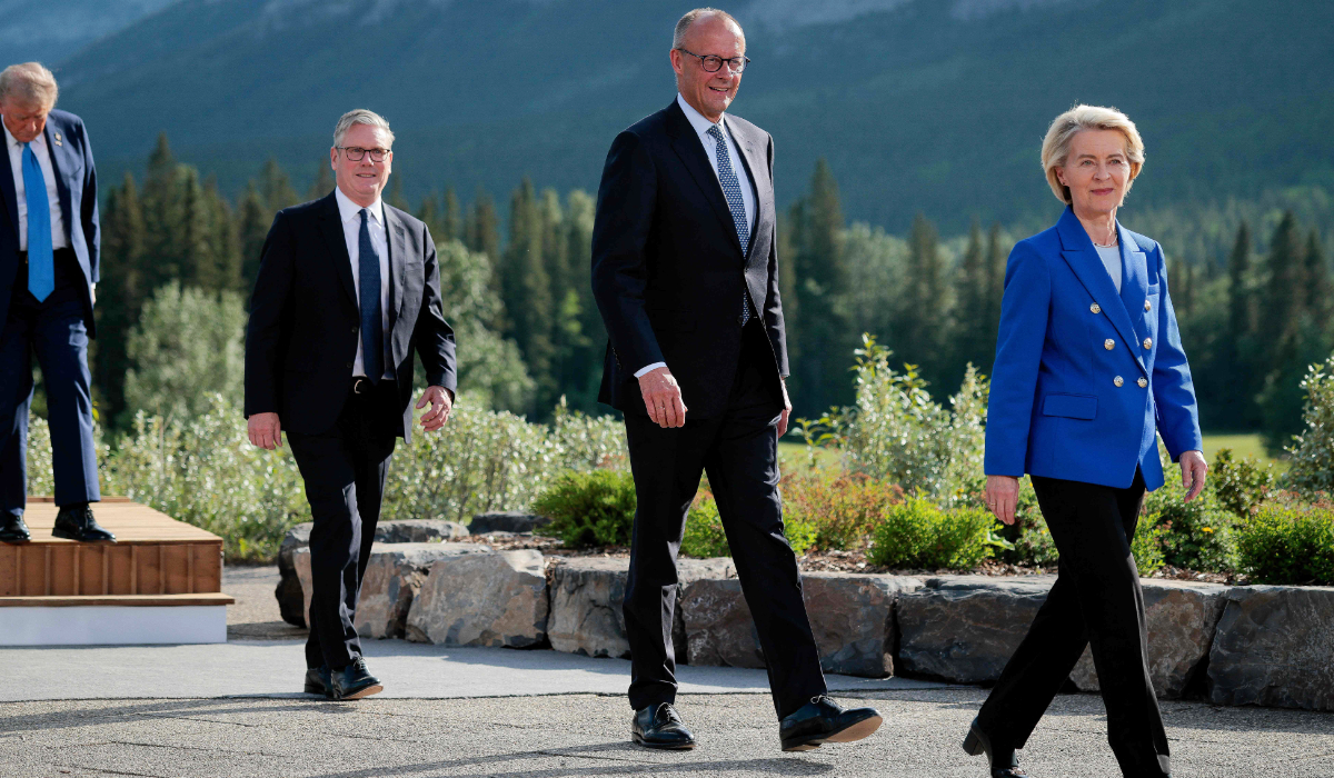 (L-R) U.S. President Donald Trump, British Prime Minister Keir Starmer, German Chancellor Friedrich Merz, and European Union Commission President Ursula von der Leyen depart following a group photo in front of the Canadian Rockies at the Kananaskis Country Golf Course during the G7 Leaders' Summit on June 16, 2025 in Kananaskis, Alberta. (AFP)