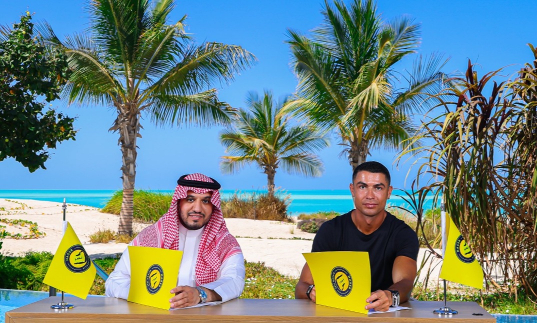 Ronaldo has signed a two-year contract extension with Al Nassr, the Saudi Pro League side announced on Thursday, which will keep the Portuguese forward at the club well past his 42nd birthday. (X/@AlNassrFC_EN)