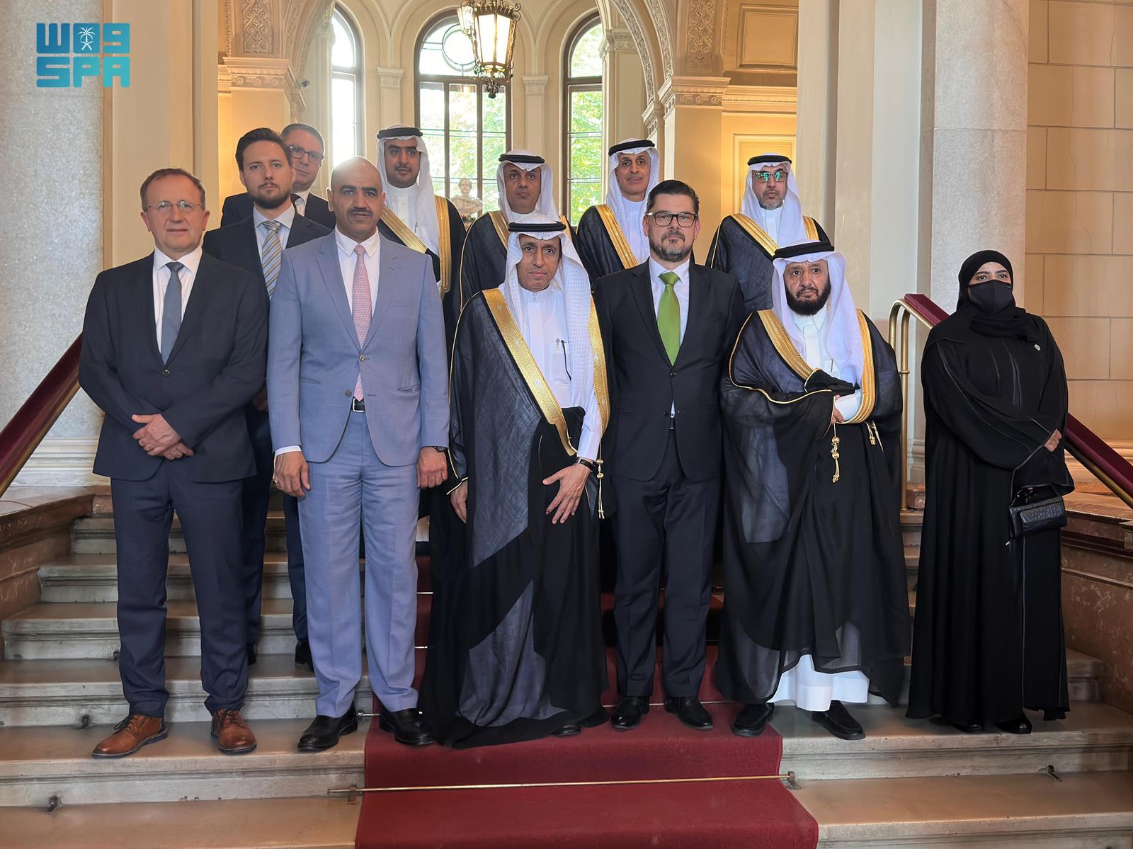 A Shoura Council delegation from the Saudi-Hungarian Parliamentary Friendship Committee concluded their official visit to Hungary. (SPA)
