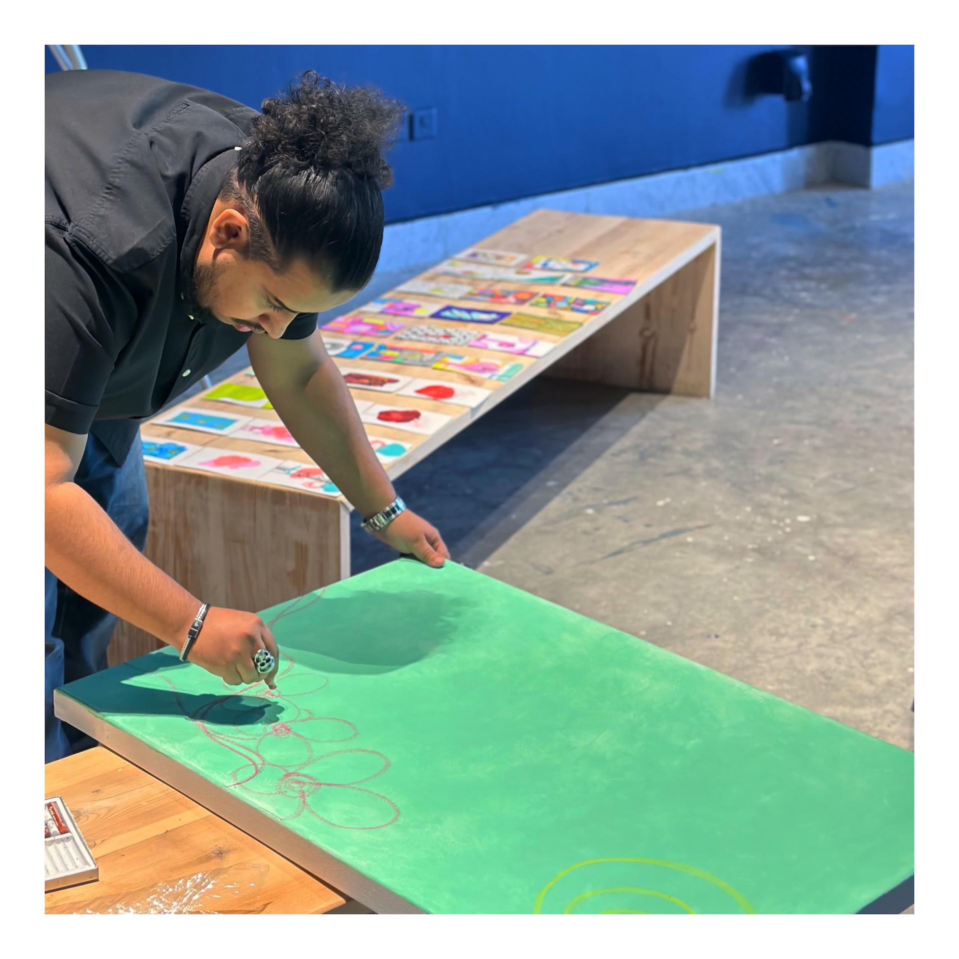 Artist Meshal Abdullrahman Alhujaili spoke to Arab News about how he aims to pursue simplicity with artistic depth in his work. (Supplied/Meshal Alhujaili)