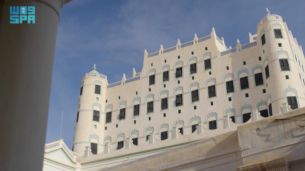 Seiyun Palace in Hadramout is regaining its original form through restoration led by the Saudi Development and Reconstruction Program for Yemen. (SPA)
