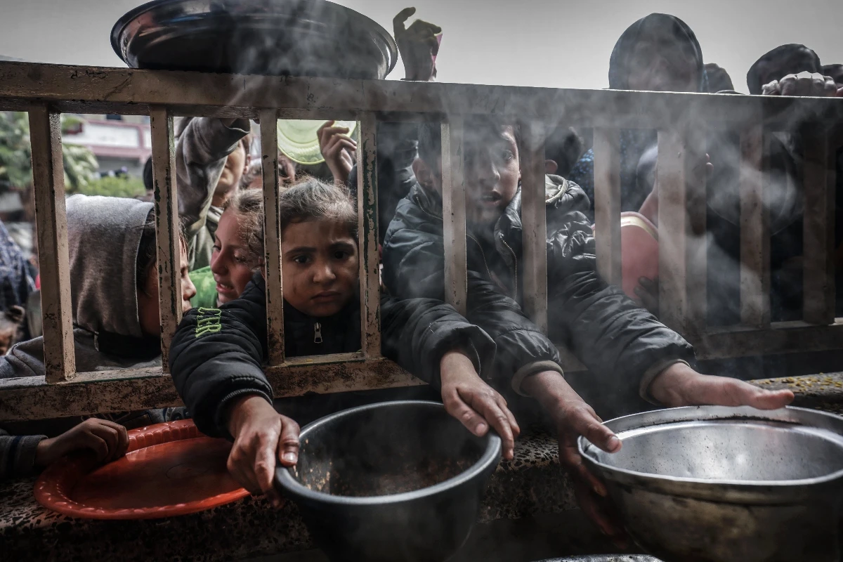 “Children will begin to die of thirst ... Just 40 percent of drinking water production facilities remain functional,” UNICEF spokesperson James Elder told reporters in Geneva. (AFP)