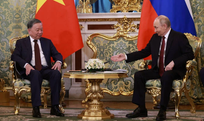 Russia's President Vladimir Putin and Vietnam's Communist Party General Secretary To Lam attend a meeting in Moscow, Russia May 10, 2025. (Reuters/File)