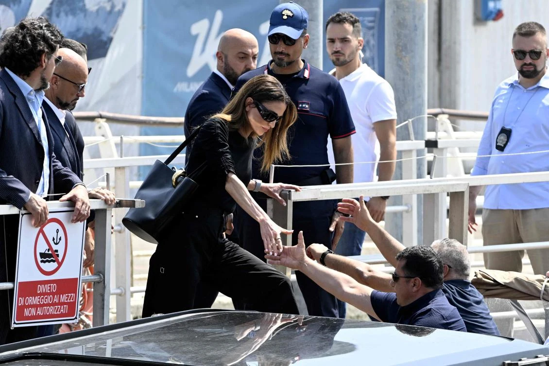 Jordan’s Queen Rania boards a taxi boat after landing at Venice Marco Polo airport ahead of Jeff Bezos’ wedding on June 26, 2025. (AFP)