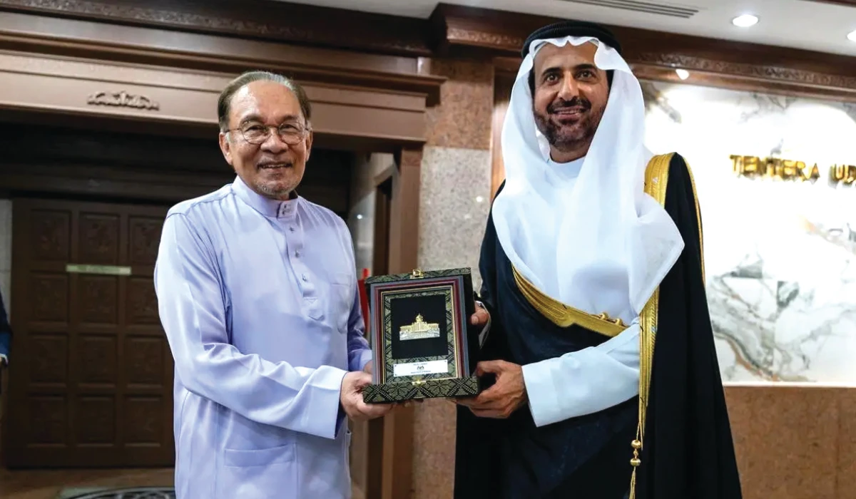 Malaysia grants Saudi Hajj minister Al-Rabiah 'Hijra Personality of the Year' award