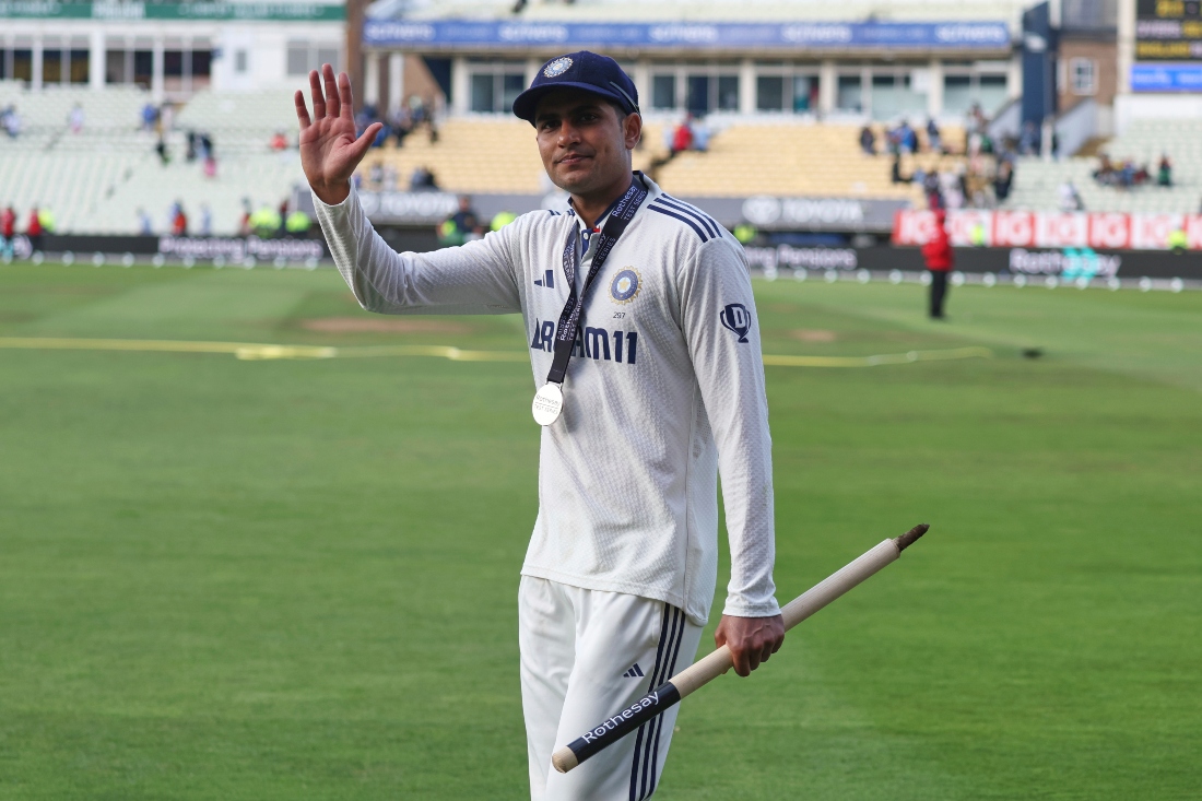 India look to maintain momentum against faltering England in third Test