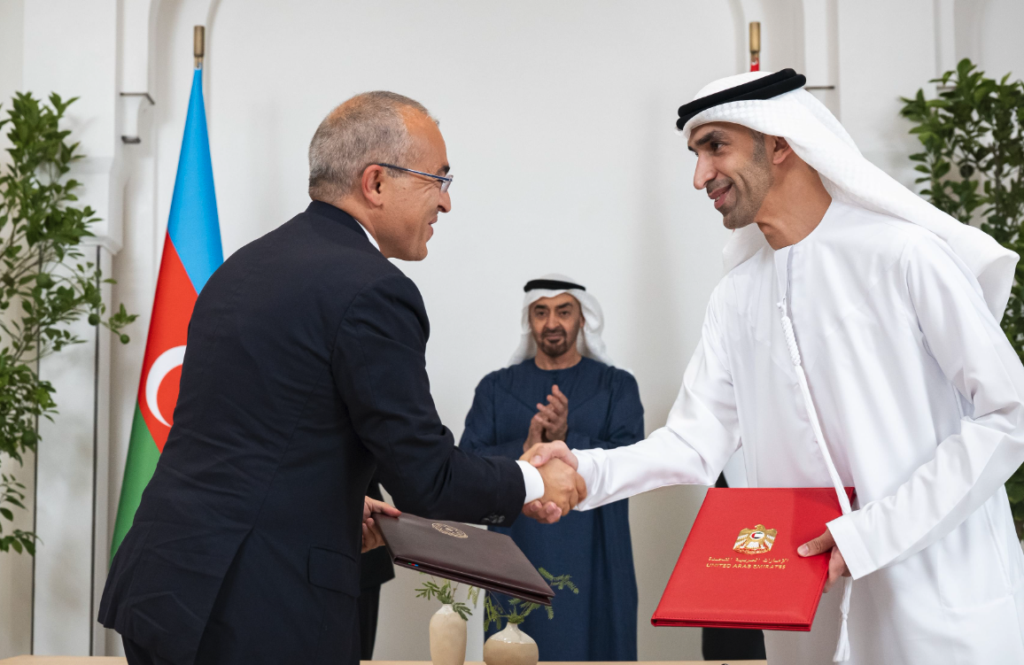 The deal was signed in the presence of UAE President Mohamed bin Zayed Al-Nahyan and Azerbaijani President Ilham Aliyev. WAM