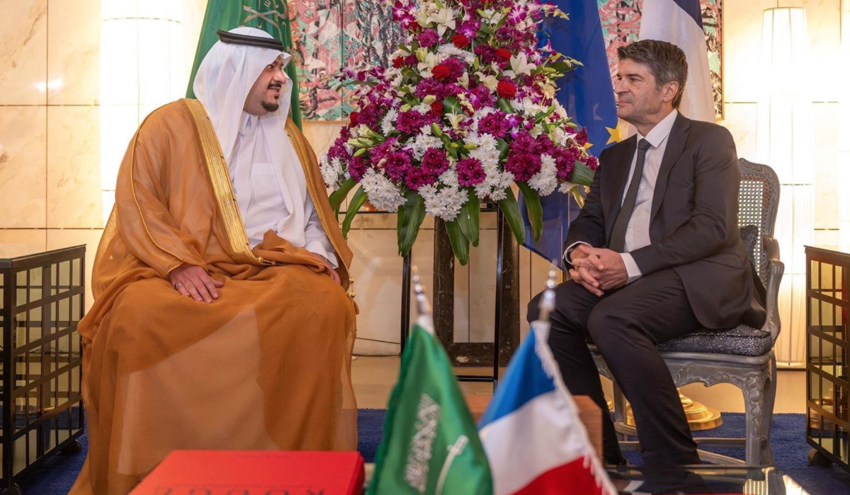 Prince Mohammed bin Abdulrahman bin Abdulaziz (L) and Patrick Maisonnave at the French National Day celebrations in Riyadh. (SPA)